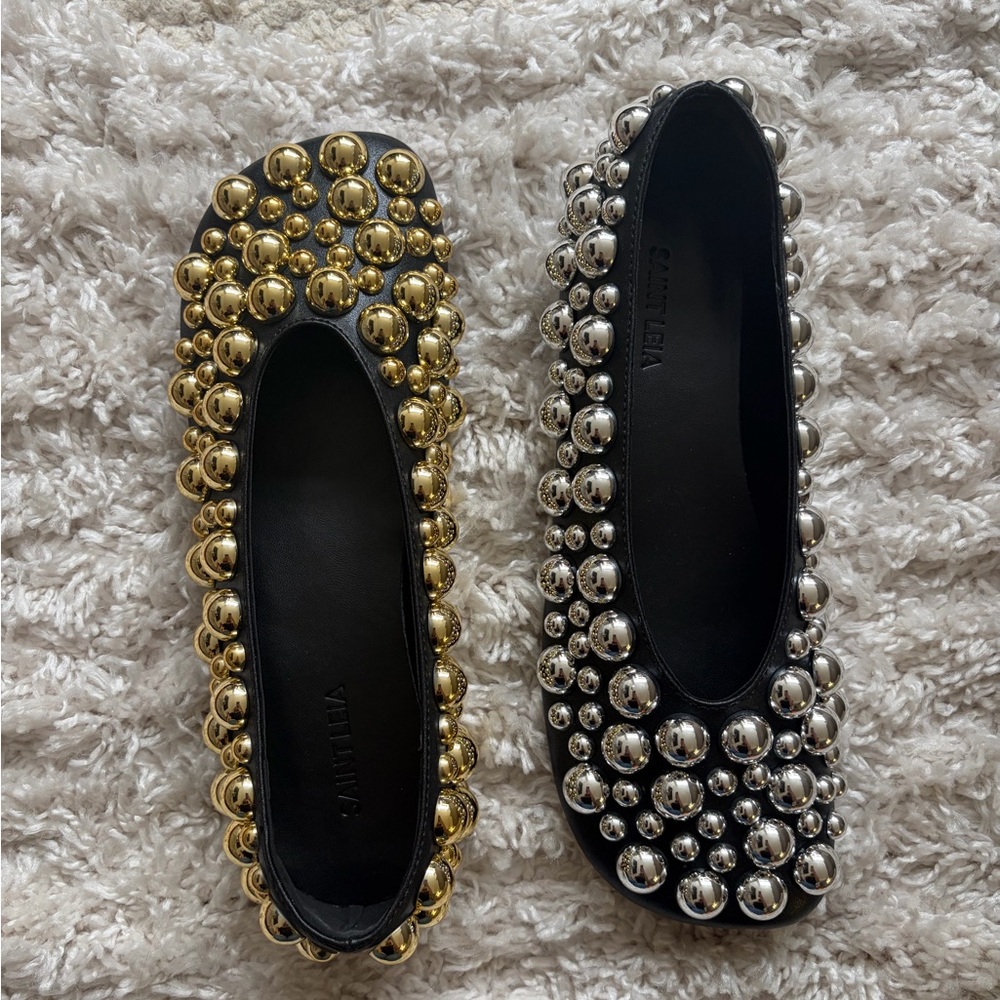 Elegant Silver and Gold Embellished Women's Flats - Picture 3 of 3